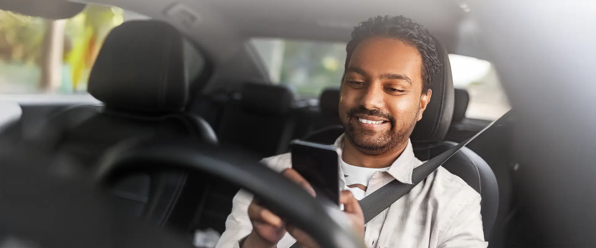 Professional driver service for Colombo Airport Transfer Service (CMB), offering safe and reliable Colombo Airport Taxi rides for airport transfers in Sri Lanka. Sri Lanka private day tours